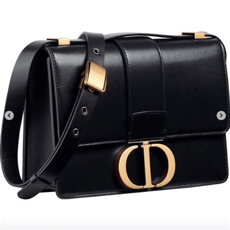 dior montaige size|Dior 30 montaigne flap.